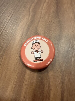 SDCC 2023 EXCLUSIVE Peanuts Franklin Sunday button pin Day 5 of 5