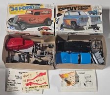 2 MPC Snap-Together '34 Ford Panel Van & Chevy Stepside Pickup 1/32