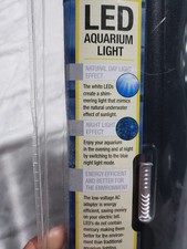MARINELAND LED AQUARIUM LIGHT NATURAL SHIMMERING LIGHT NEW AND SEALED