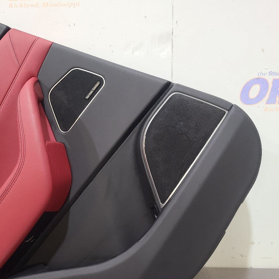 20 2020 MASERATI LEVANTE SQ4 GRANSPORT REAR DOOR TRIM PANEL LEFT DRIVER