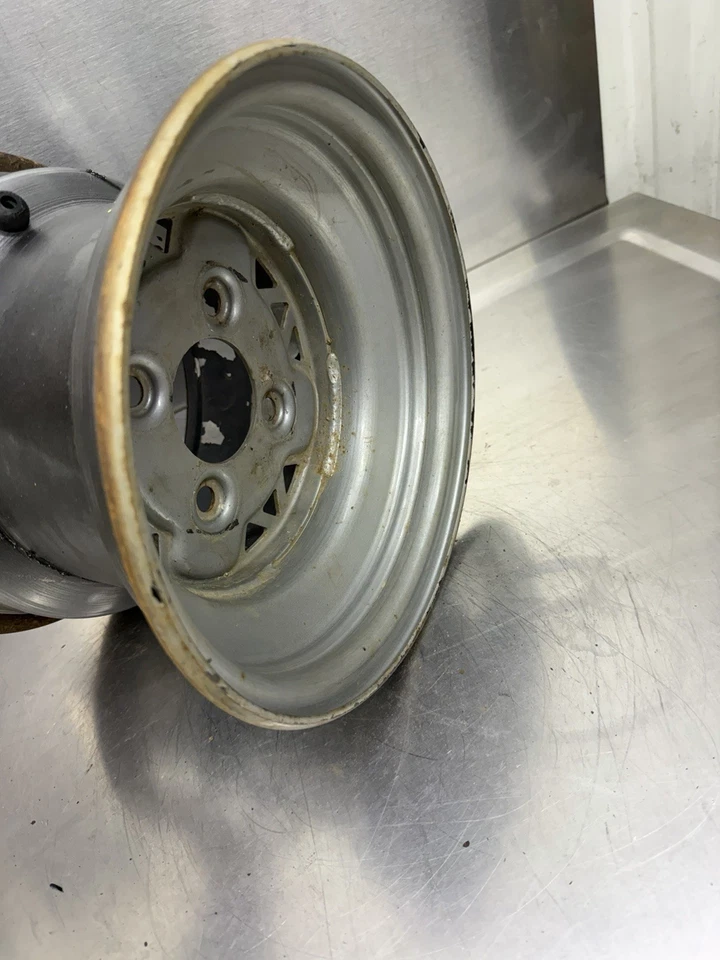 94 95 96 97 98 99 Polaris Xpress Xplorer 250 400 300 OEM aro de roda traseira 10x8,5 - Imagem 4 de 4