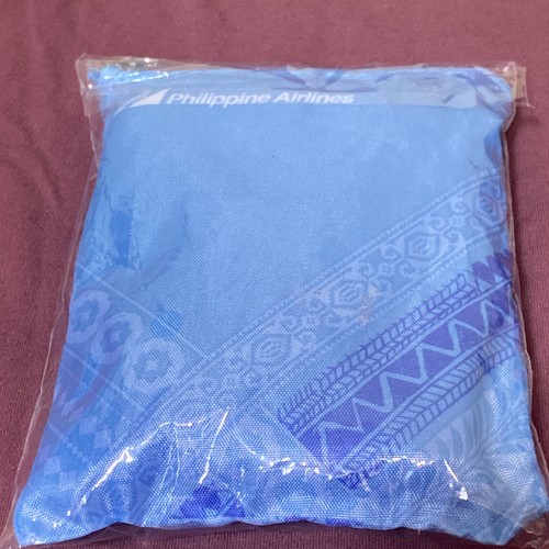 Philippine Airlines Amenity Kit-New - Picture 2 of 3