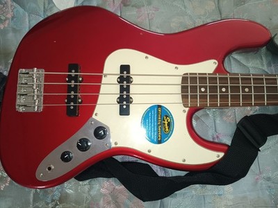 Squier Affinity Series Jazz Bass VI
