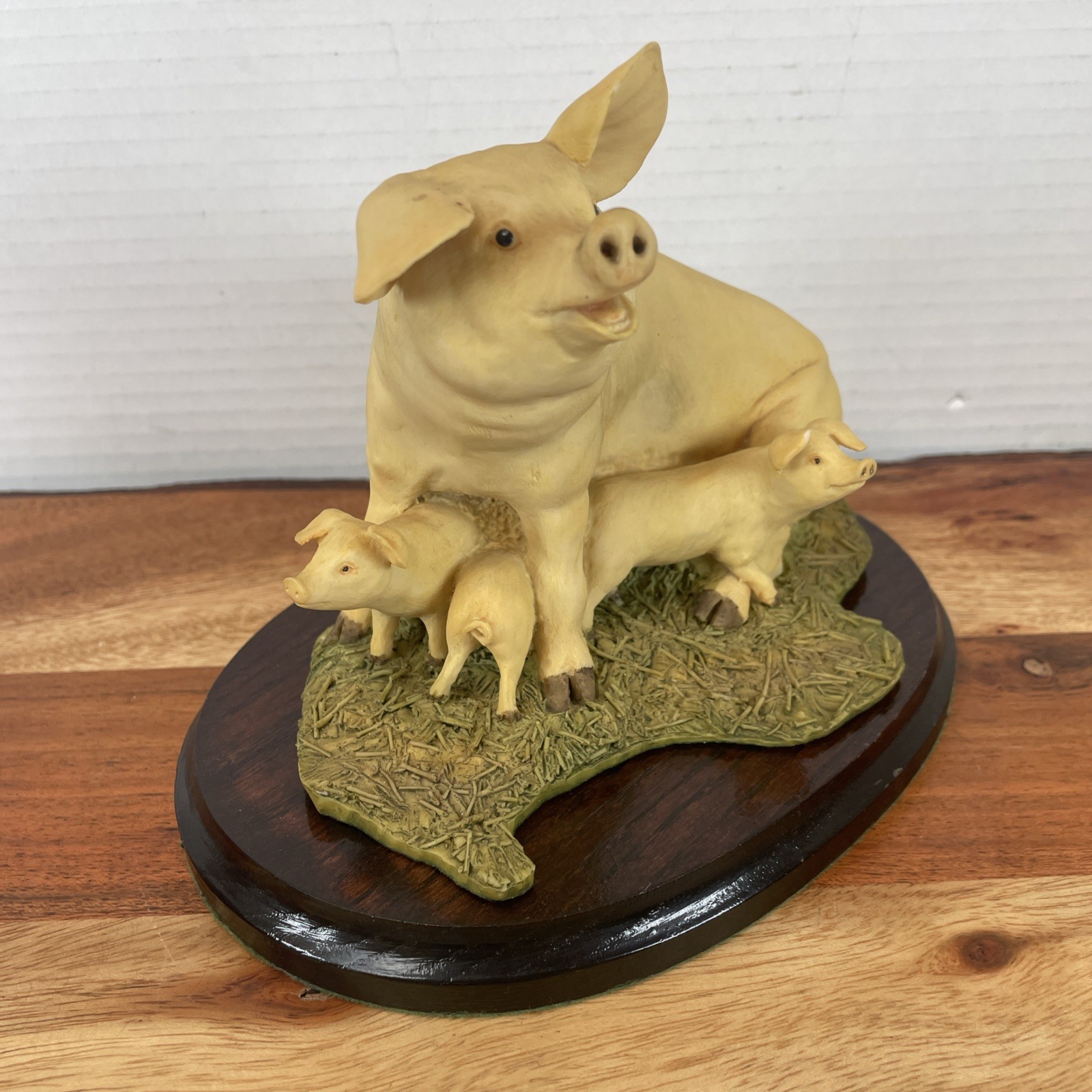 Aynsley MasterCraft Hand Painted Pig and Piglets Ornament Piglets Figurine 5"