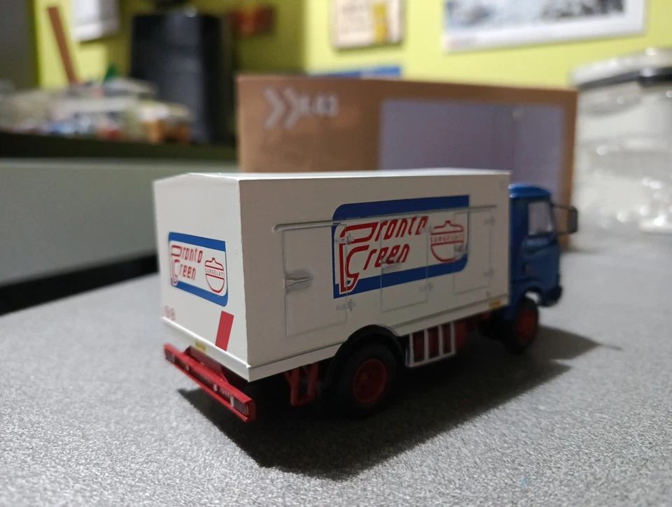 Camion d'epoca scala 1/43 - Immagine 4 di 4