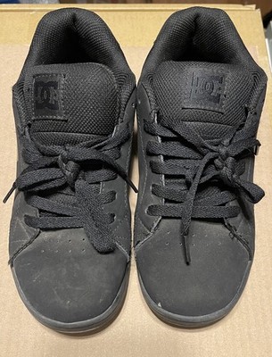 DC Shoes Youth Boys Big Kid Gaveler Black Suede Skate Sneakers  Low Top Size 6