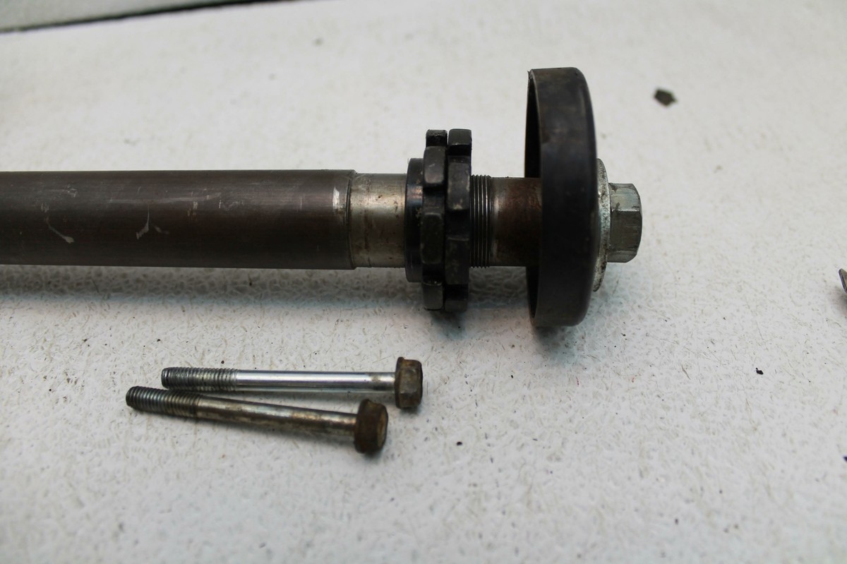 パピスケ様 1983 1984 KAWASAKI GPZ ZX1100 (#318) TRIPLE TREE STEERING