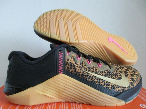 WMNS NIKE METCON 6 \