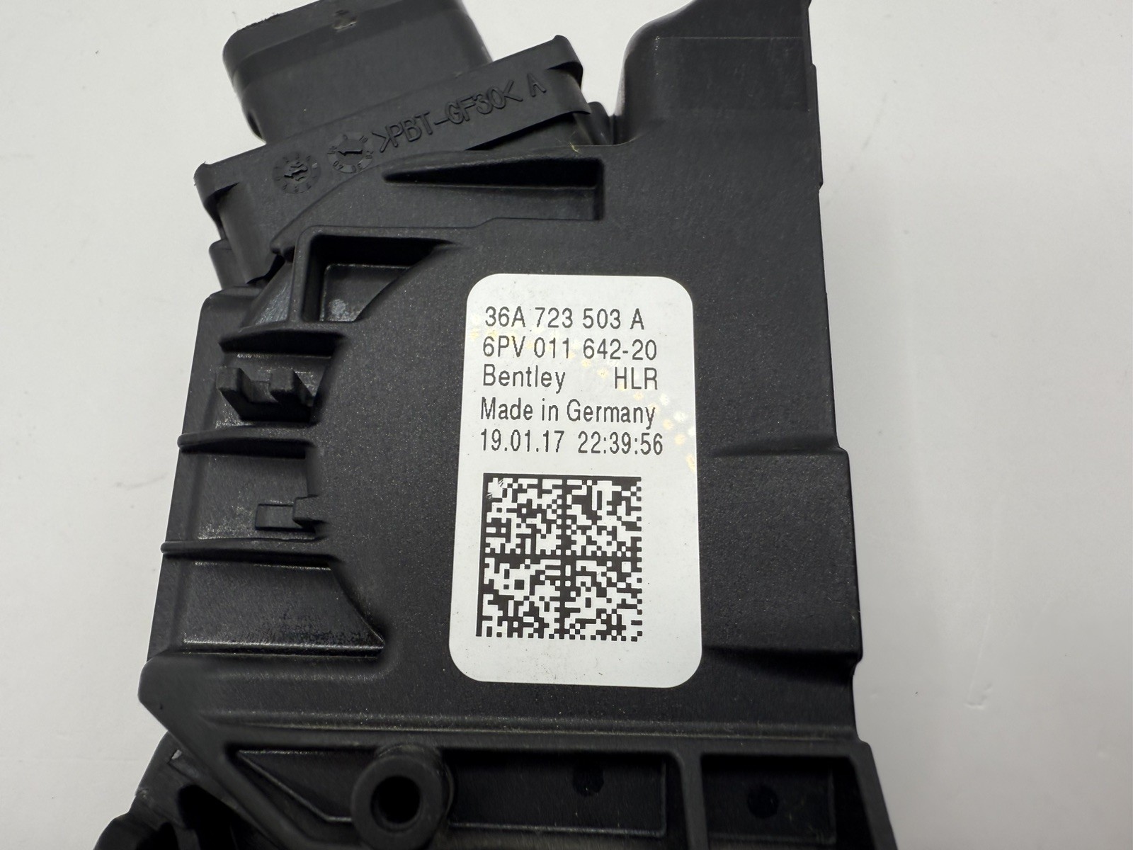 Bentley Bentayga 2016-2020 Accelerator pedal P/N 36A723503A