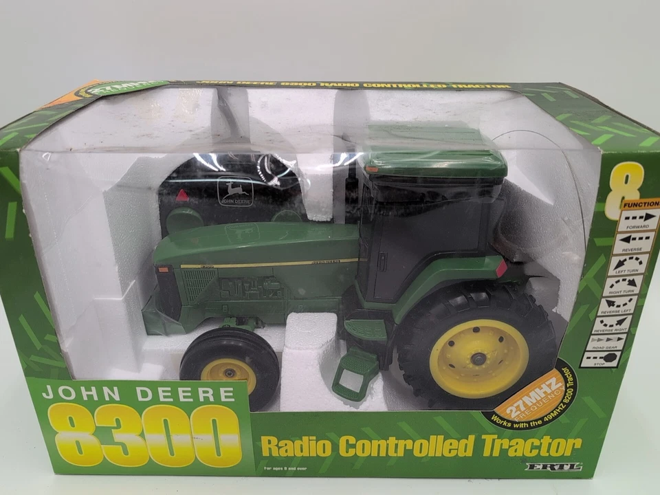 1/16 Ertl Farm Toy John Deere 8300 Radio Remote Control R/C  - Image 2 of 4