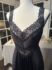 Vintage 70s Black Lace Maxi Nightgown Women's Sleepwear Size M/L Romantic Dress