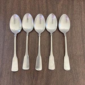 American Colonial (Stainless) 40 Piece Estate Set by Oneida Silver
