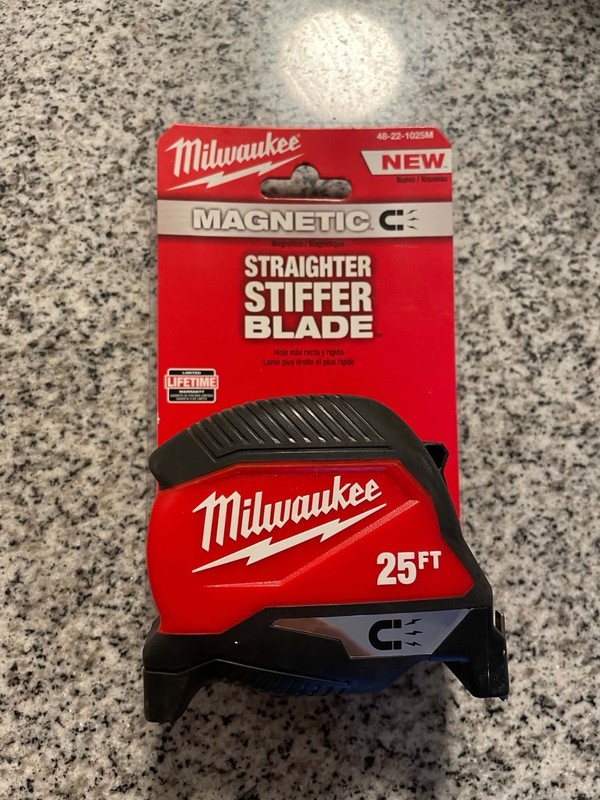Milwaukee 25 ft. Magnetic Tape Measure