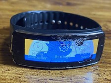 Samsung Gear Fit Fitness Watch SM-R350 - Cracked Screen, Still Works