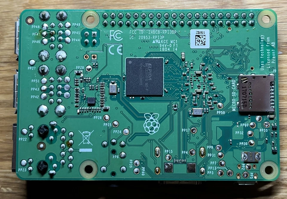 Raspberry Pi 3 Model B+ Plus 1.4 GHz 64Bit Quad WLAN 5GHz - Bild 2 von 2
