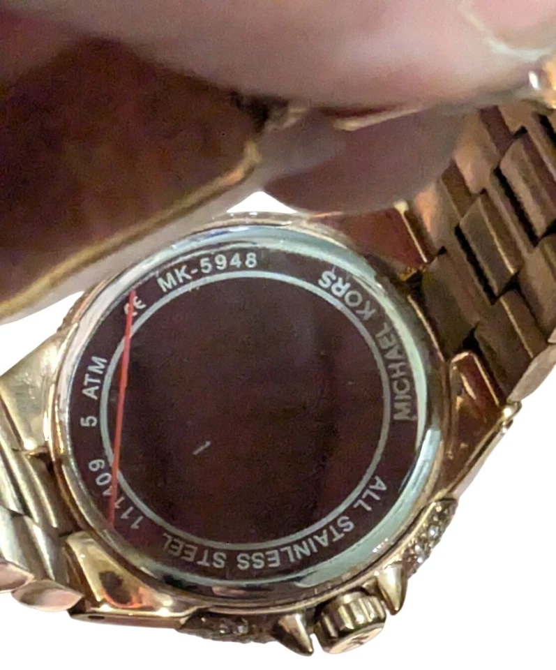 Reloj Michael Kors para mujer tono dorado de acero inoxidable MK5948 con etiqueta/caja de papel Foto 4 de 4