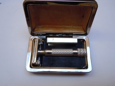 Vintage Gillette Aristocrat #21 safety razor rhodium  made in England