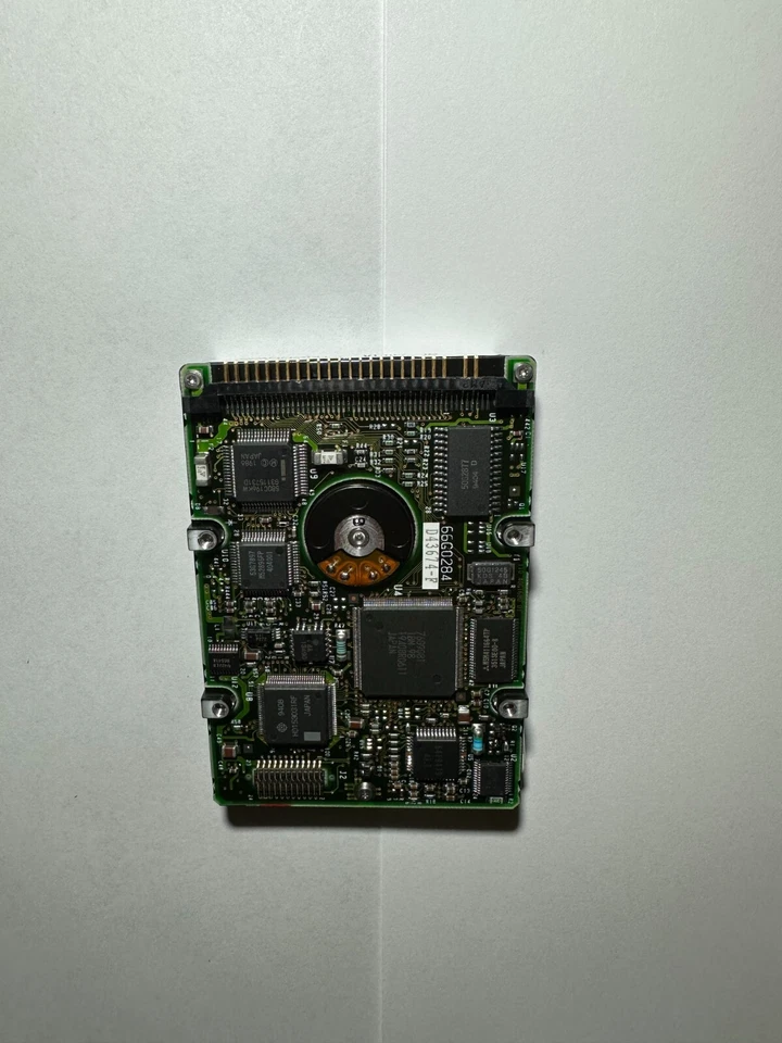 IBM  H2172-A2  2.5 INCH  18MM   172MB   06G6569  HARD DISC DRIVE          fbc1f1 - Image 3 of 3