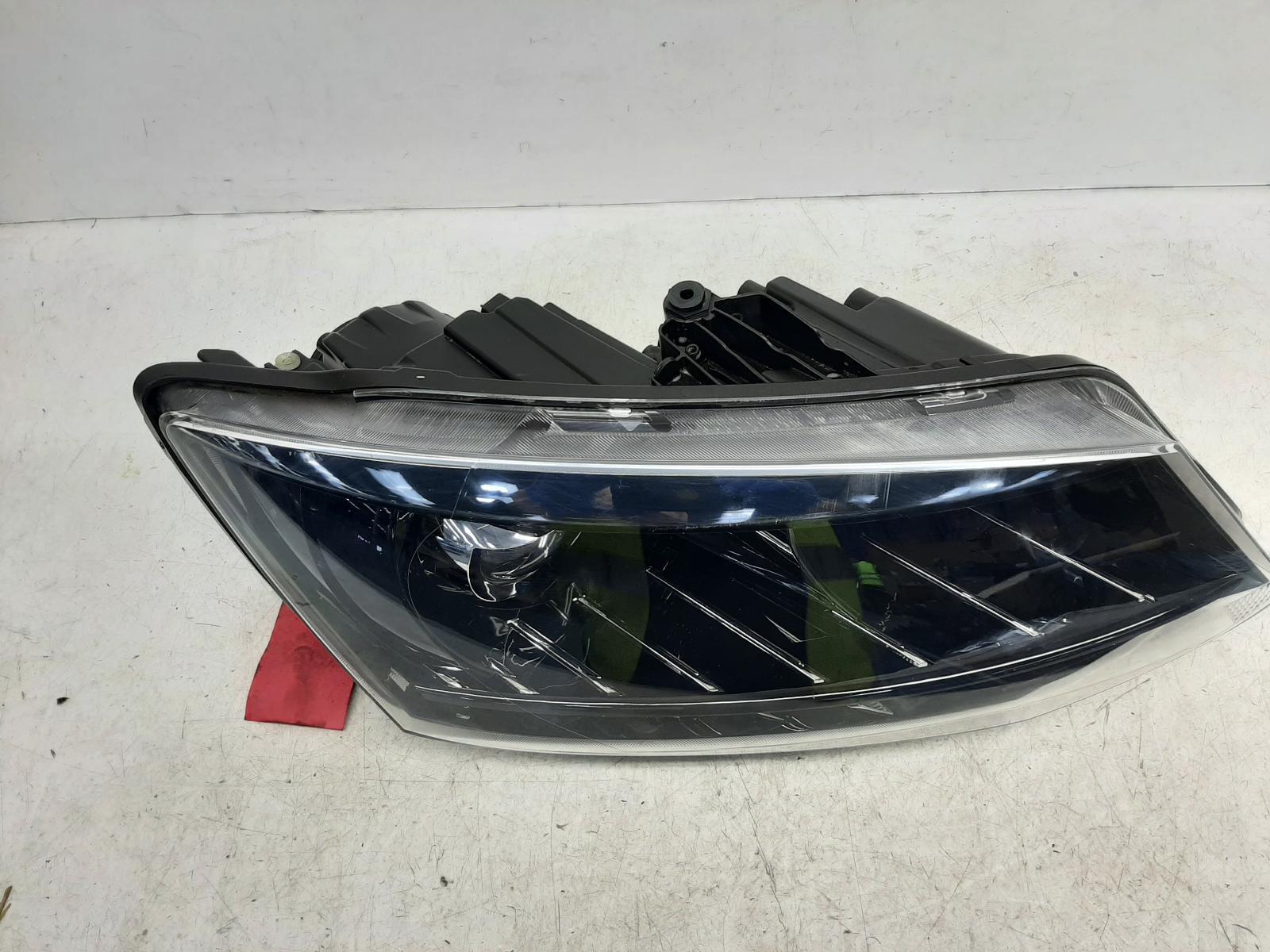 2017 SKODA FABIA Mk3 (NJ) O/S Drivers Right Front Halogen Headlight