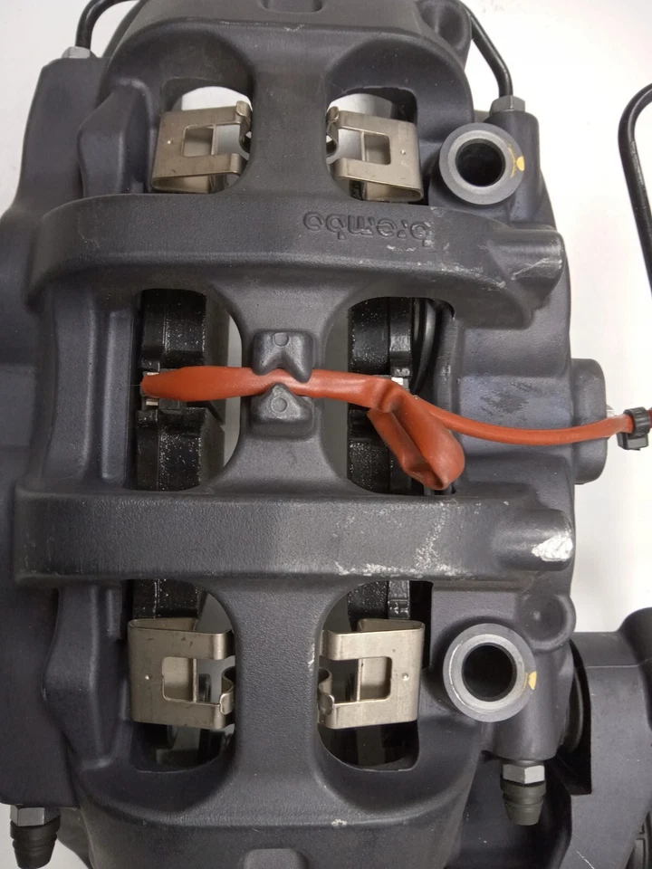 FERRARI 488 458 ITALIA F430 F360 F8 PINÇA DE FREIO TRASEIRA ESQUERDA 20B93205 BREMBO - Imagem 3 de 4