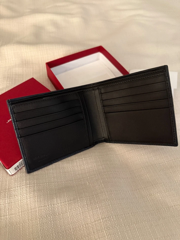 Cartera de cuero plegable Salvatore Ferragamo Revival - negra Foto 3 de 4