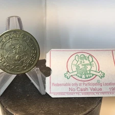 CHUCK E CHEESE Smile America 1988 VINTAGE AMUSEMENT TOKEN & Rare 1995 Ticket
