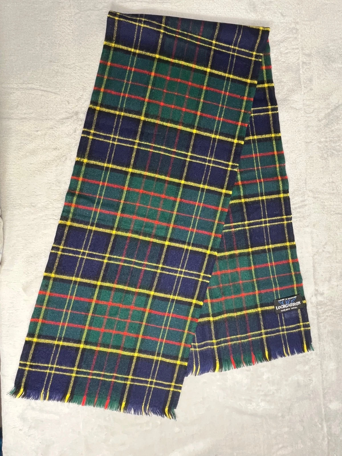 Lochcarron of Scotland Fringed Scarf 100% Lambswool Tartan Plaid Blue Green 54"