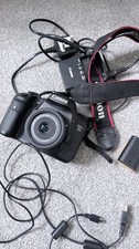 Canon EF-S 24mm 1:2.8 pancake lens + Canon EOS 7D, battery & charger, cables