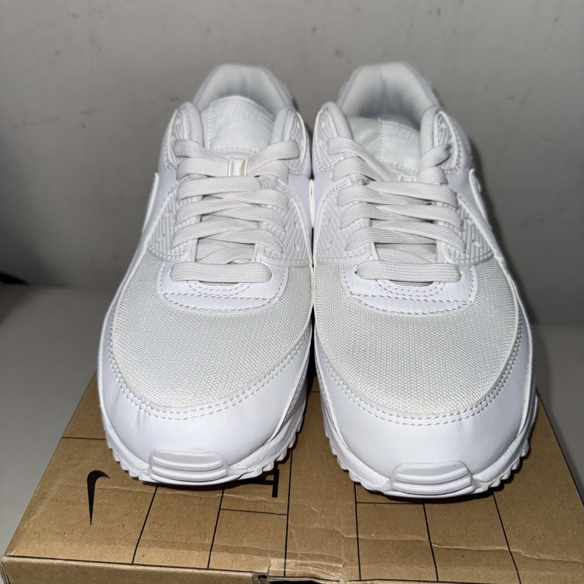 Women's Nike Air Max 90 (2021) 'Triple White' - Size 8, DH8010-100 Women's Nike Air Max 90 (2021) 'Triple White' - Size 8, DH8010-100