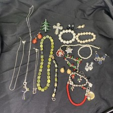 Costume Jewelry Piece Bundle Lot Of 23