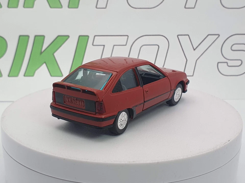 Opel Kadett GSI Gamme 1/43 Rouge 1982 - Photo 3/4