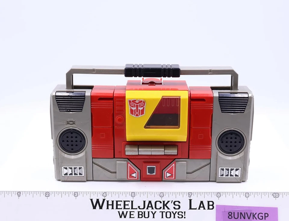 Blaster 100% Complete 1985 Vintage G1 Transformers Boombox Action Figure - Image 2 of 4