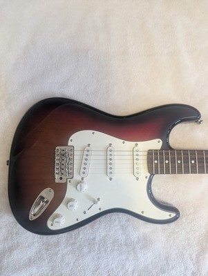 Fender Squier Classic Vibe 60's Stratocaster - Sunburst With Gig Bag