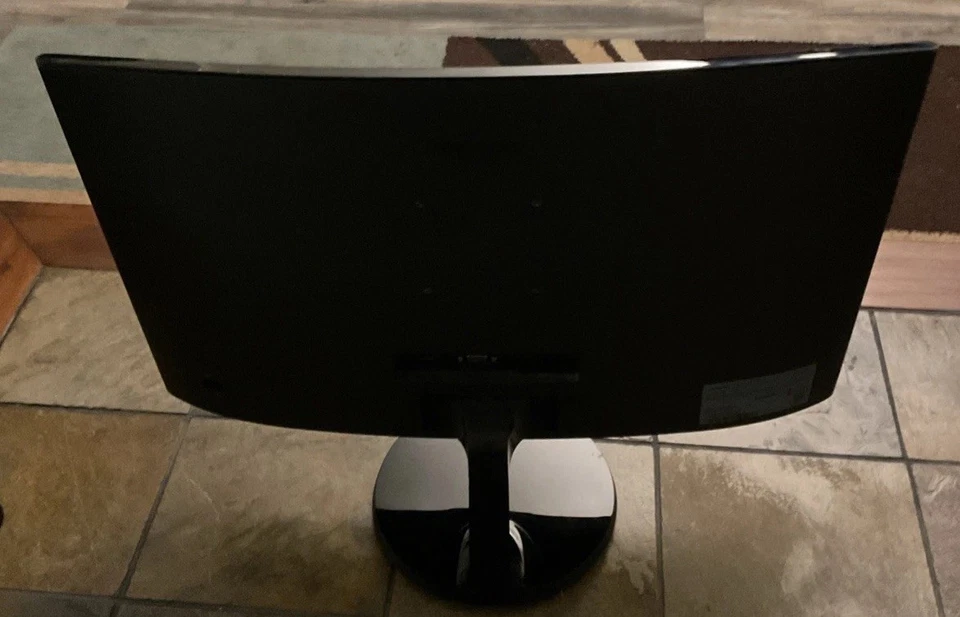 Samsung C24F392FHN 24" HD LED Curved Monitor - Black - Image 2 of 4