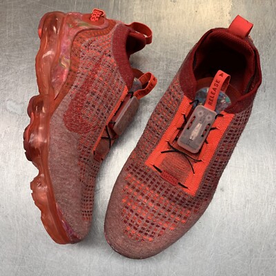 Nike Mens Air VaporMax 2020 Flyknit Team Red Size 8 ct1823  display picture 1