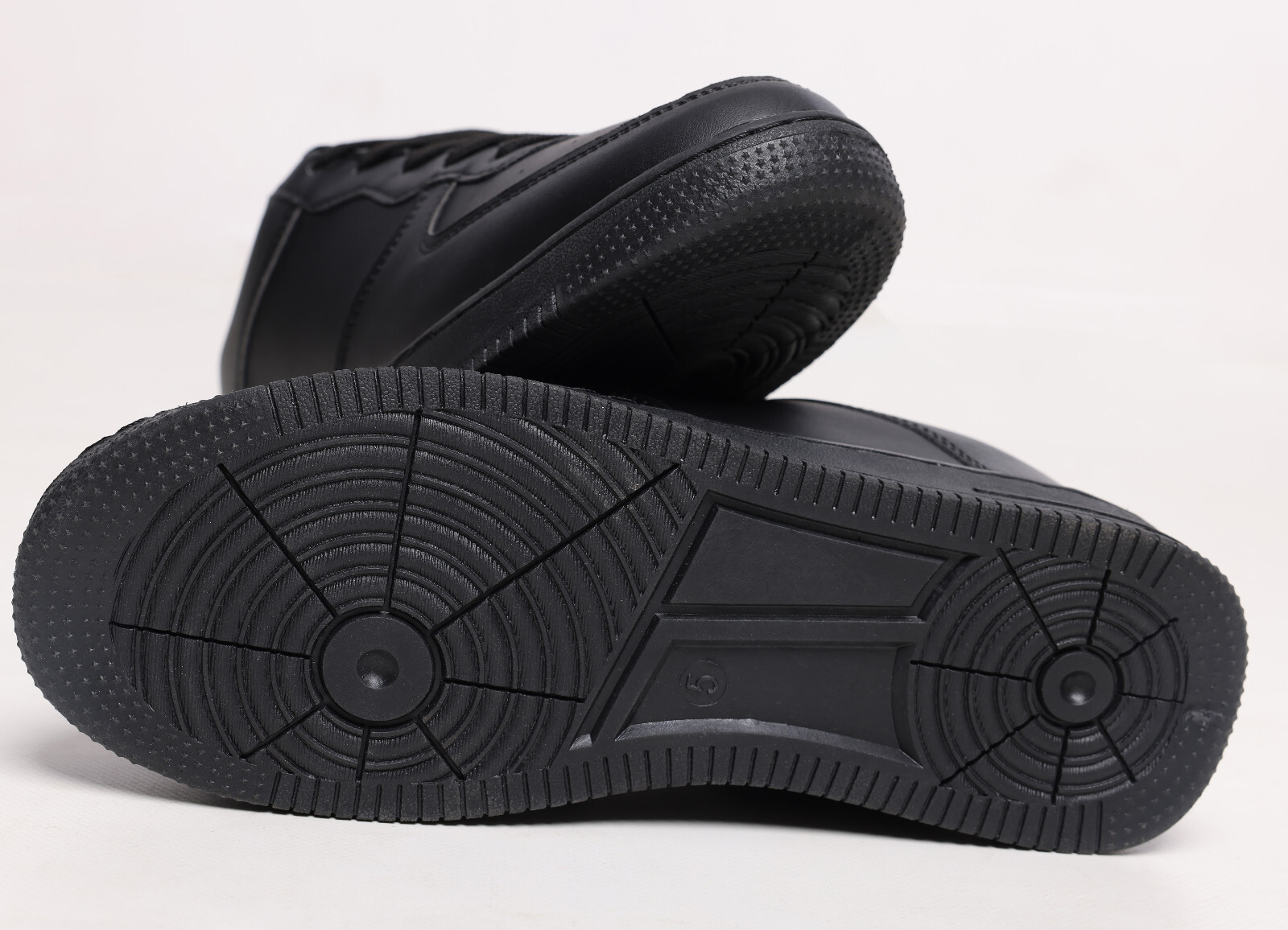 100 Plain Black Trainers Size 3 to 8 UK SPORTS & CASUAL MENS BOYS