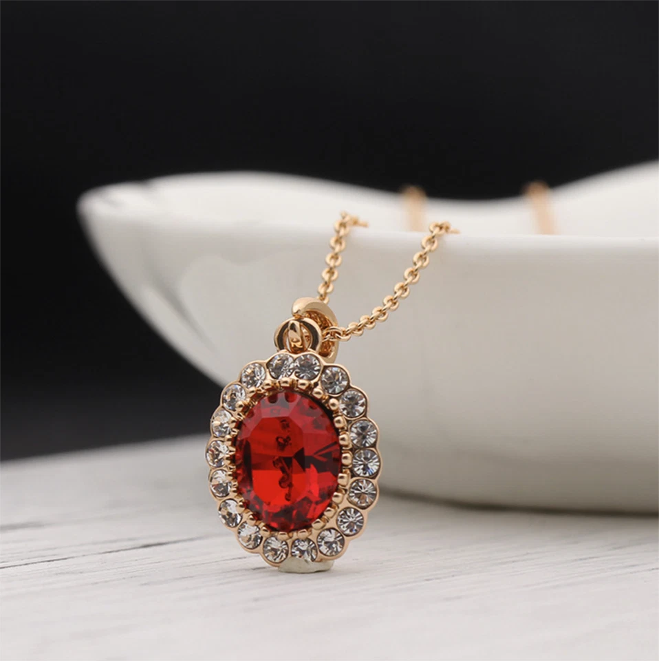 Collar colgante de cristal Swarovski rojo con forma ovalada para mujer Foto 4 de 4