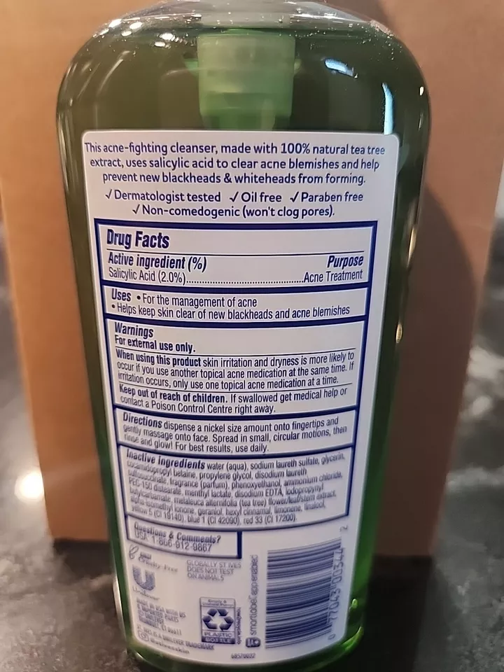 St Ives Solutions 8 Oz Tea Tree Acne Control 2% Salicylic Acid Cleanser - Image 3 of 4