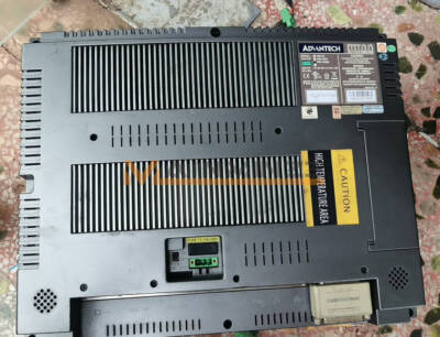 1PCS Used Advantech TPC-1570H-C2AE Industrial computer touch screen