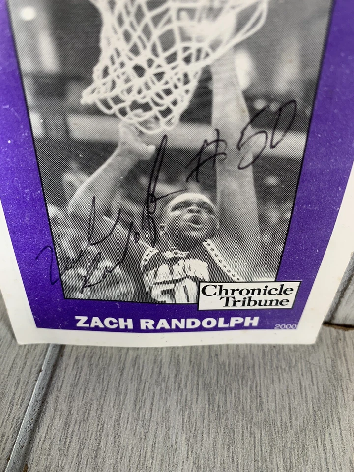 Foto de acción autografiada por Zach Randolph High School Senior estadísticas de temporada año 2000 Foto 2 de 4