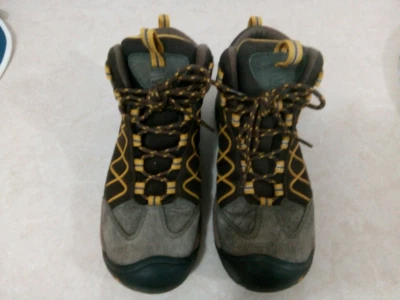 hiking boots mens australia