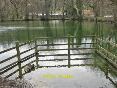 Foto 6x4 ruhiger Teich in der Nähe von High Paper Mill Farm Ellerburn nur ein Solita c2013