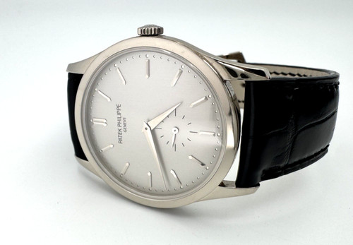 Patek Philippe 5196G 37mm white Gold Calatrava Black Leather E...