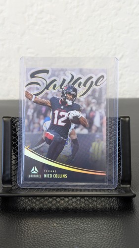 2025 Panini Luminance-Nico Collins Savage #3 Houston Texans - Foto 3 di 4