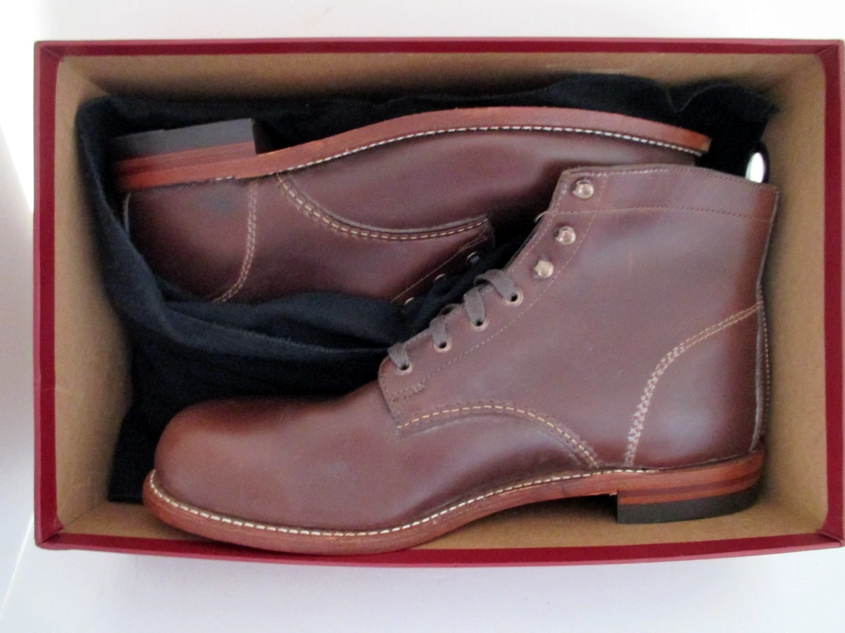 Wolverine Red and Black Chukka Boots with Suede Finish Wolverine Men main image 4