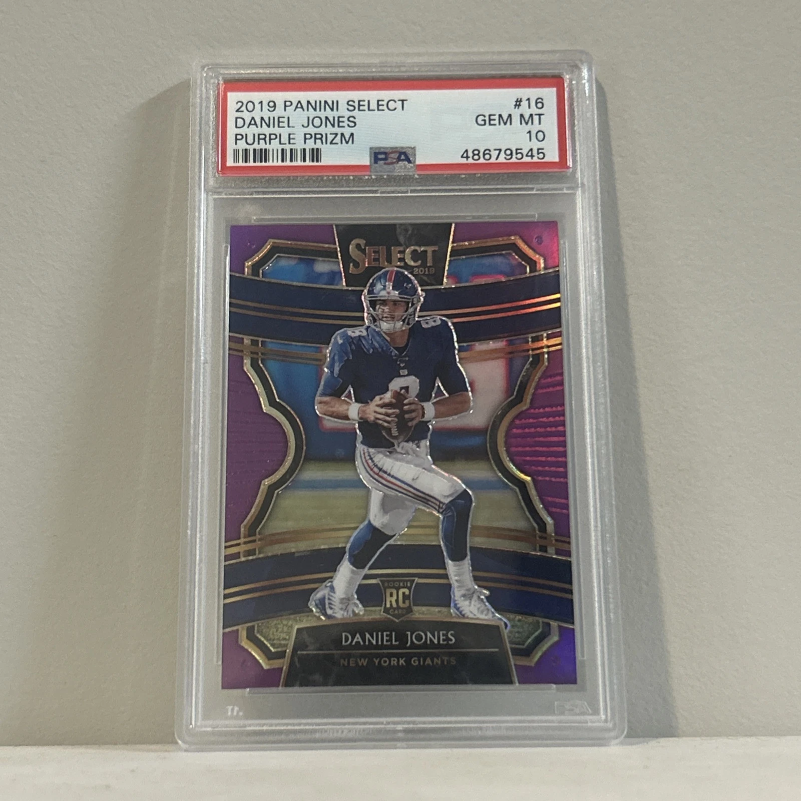 Daniel Jones trading card