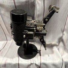 ANTIQUE RARE 1920's BELL  HOWELL 16mm CINEMACHINERY PROJECTOR FILMO MOVIE