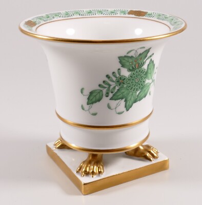 Herend kleine Vase auf Tatzenfüssen Apony grün AV 6403 Höhe 10,5cm