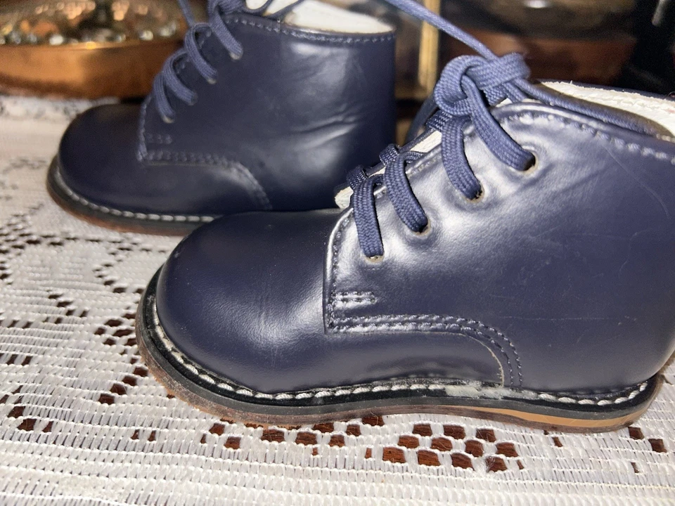 Zapatos para caminar Josmo Baby unisex de cuero, primer caminante, talla 4 azul marino perfectos Foto 4 de 4