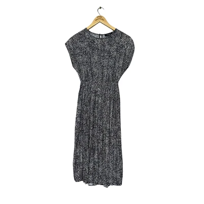 Ladies Dress by New Look ~ Size 8 Petite ~ In Excellent Condition - Image 1 of 2